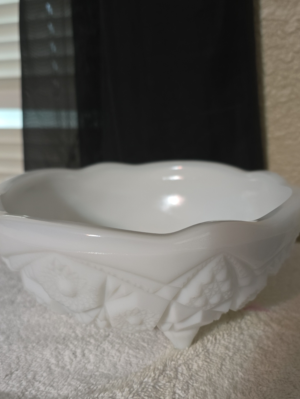 Vintage 1940 Toltec Milk Glass 3 Footed Bowl